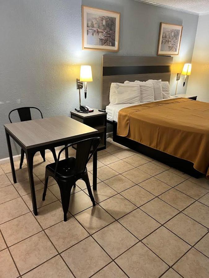 Executive Inn Mercedes Weslaco 외부 사진